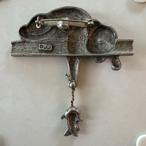 Vintage J Jonette Cat and Mouse Brooch Signed JJ Pewter Brooch Pin Feline - Picture 2 of 3